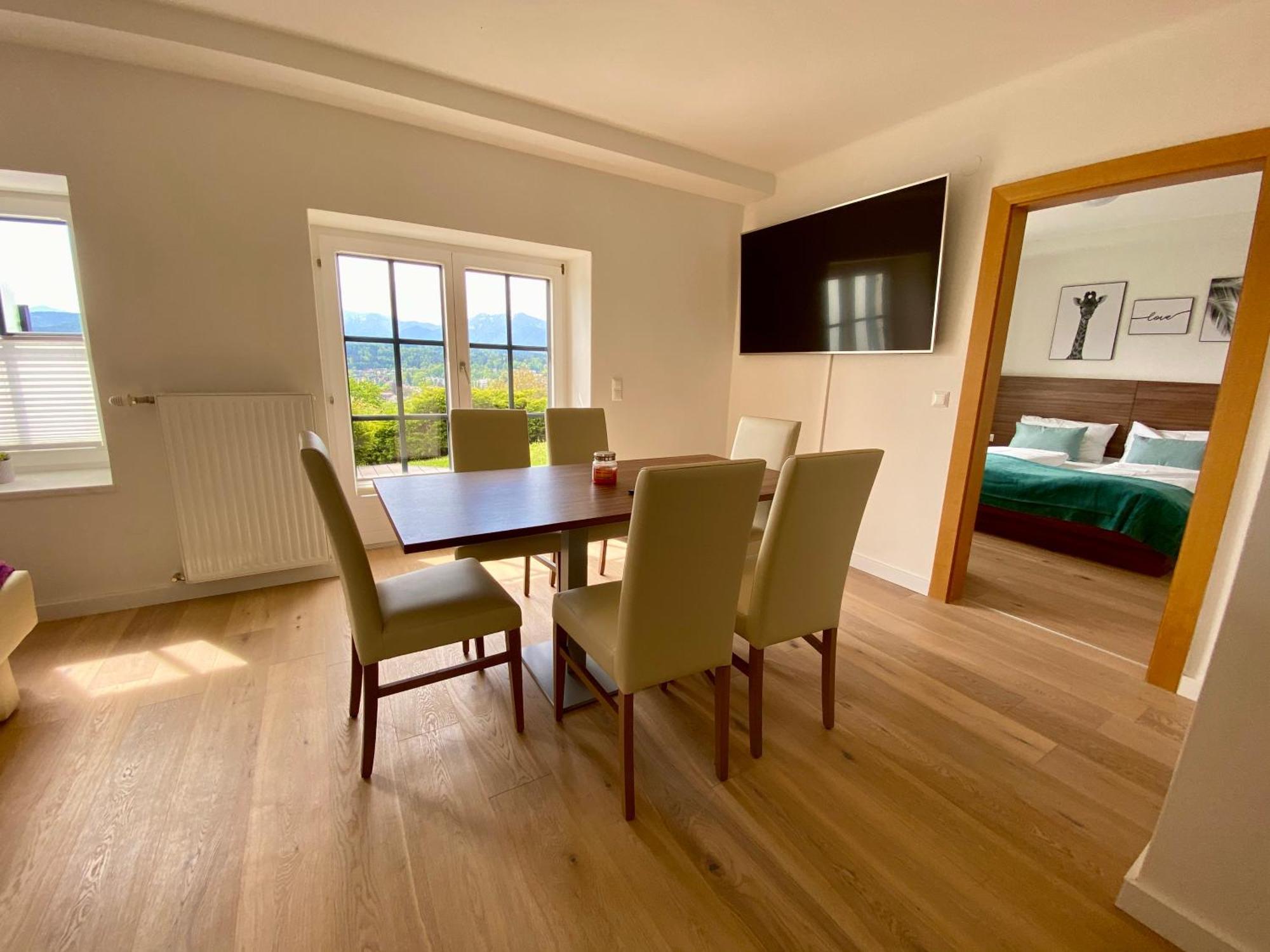 Haus Aussicht - Ferienwohnungen Velden Velden am Wörthersee Rum bild